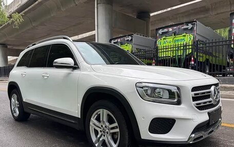 Mercedes-Benz GLB, 2022 год, 2 380 000 рублей, 3 фотография