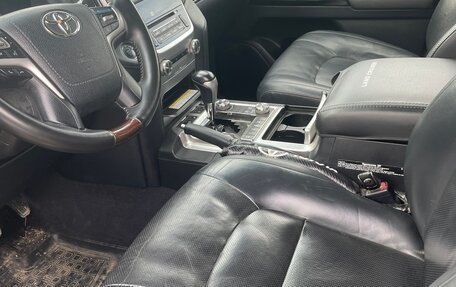Toyota Land Cruiser 200, 2015 год, 4 680 000 рублей, 5 фотография