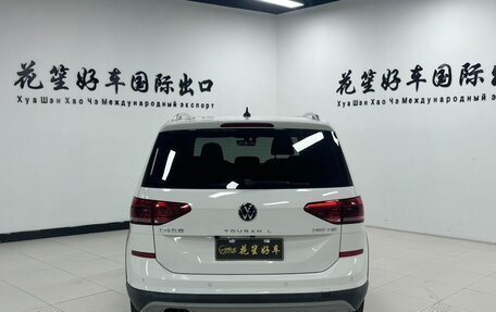 Volkswagen Touran III, 2022 год, 1 750 000 рублей, 6 фотография