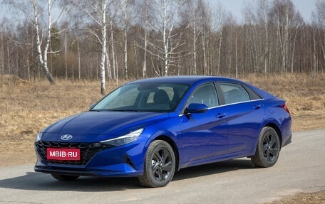 Hyundai Elantra, 2021 год, 1 330 000 рублей, 1 фотография