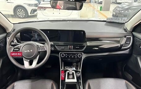 KIA Seltos I, 2024 год, 1 900 000 рублей, 7 фотография