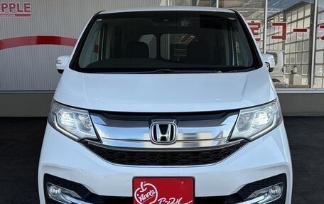 Honda Stepwgn IV, 2017 год, 1 510 000 рублей, 2 фотография