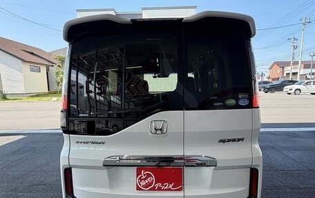 Honda Stepwgn IV, 2017 год, 1 510 000 рублей, 5 фотография