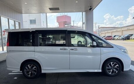 Honda Stepwgn IV, 2017 год, 1 510 000 рублей, 8 фотография