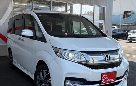 Honda Stepwgn IV, 2017 год, 1 510 000 рублей, 3 фотография