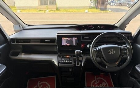 Honda Stepwgn IV, 2017 год, 1 510 000 рублей, 9 фотография