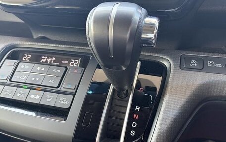Honda Stepwgn IV, 2017 год, 1 510 000 рублей, 13 фотография