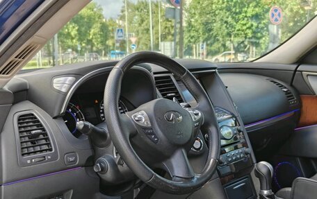 Infiniti QX70, 2013 год, 2 100 000 рублей, 5 фотография