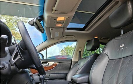 Infiniti QX70, 2013 год, 2 100 000 рублей, 6 фотография