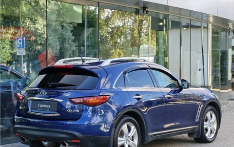 Infiniti QX70, 2013 год, 2 100 000 рублей, 7 фотография