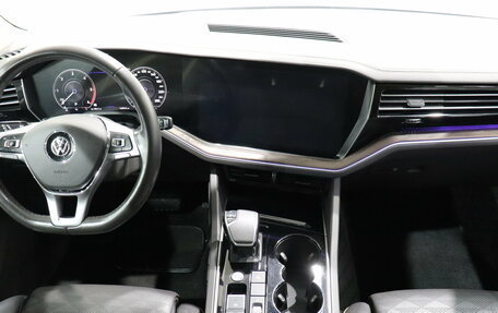 Volkswagen Touareg III, 2020 год, 4 735 000 рублей, 15 фотография
