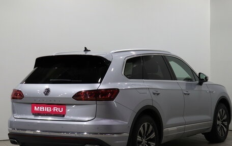 Volkswagen Touareg III, 2020 год, 4 735 000 рублей, 5 фотография