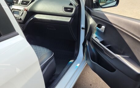 KIA Rio III рестайлинг, 2014 год, 890 000 рублей, 19 фотография