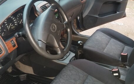 Mazda 626, 1999 год, 210 000 рублей, 10 фотография