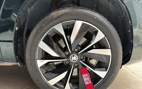 Skoda Karoq I, 2022 год, 1 680 990 рублей, 15 фотография
