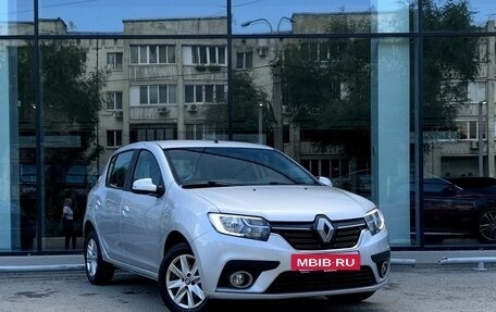 Renault Sandero II рестайлинг, 2019 год, 1 230 000 рублей, 3 фотография