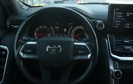 Toyota Land Cruiser, 2022 год, 10 300 000 рублей, 13 фотография