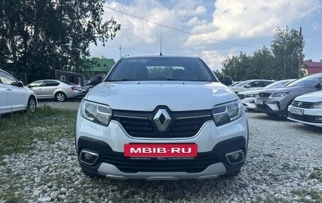 Renault Logan II, 2022 год, 1 370 000 рублей, 2 фотография