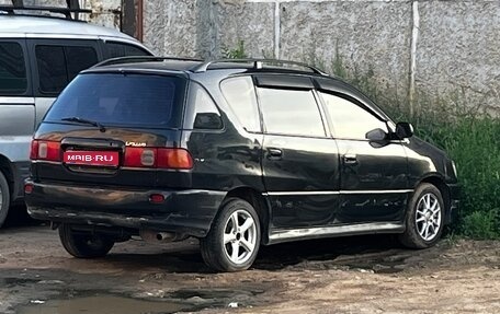 Toyota Ipsum II, 1997 год, 360 000 рублей, 1 фотография