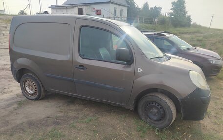 Renault Kangoo II рестайлинг, 2012 год, 400 000 рублей, 1 фотография