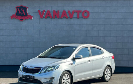 KIA Rio III рестайлинг, 2013 год, 680 000 рублей, 1 фотография