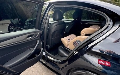 BMW 5 серия, 2020 год, 3 190 000 рублей, 10 фотография