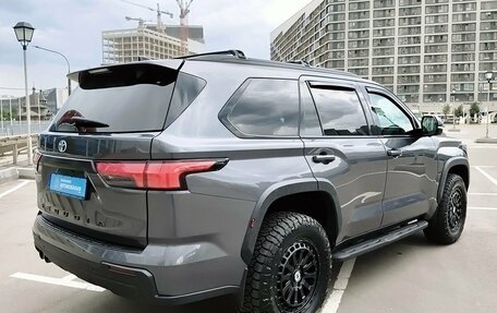 Toyota Sequoia, 2023 год, 9 990 000 рублей, 5 фотография