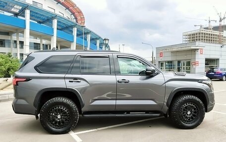 Toyota Sequoia, 2023 год, 9 990 000 рублей, 6 фотография