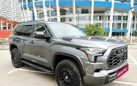 Toyota Sequoia, 2023 год, 9 990 000 рублей, 7 фотография