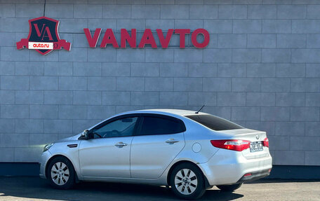 KIA Rio III рестайлинг, 2013 год, 680 000 рублей, 7 фотография