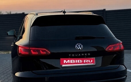 Volkswagen Touareg III, 2020 год, 5 370 000 рублей, 2 фотография