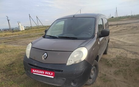 Renault Kangoo II рестайлинг, 2012 год, 400 000 рублей, 2 фотография