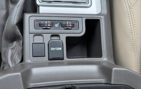 Toyota Land Cruiser Prado 150 рестайлинг 2, 2021 год, 7 800 000 рублей, 7 фотография