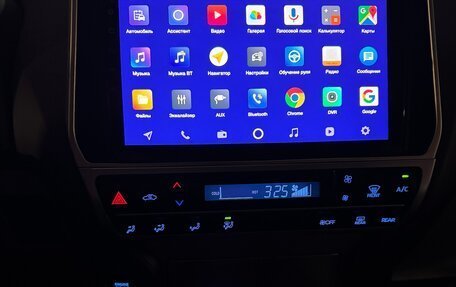 Toyota Land Cruiser Prado 150 рестайлинг 2, 2021 год, 7 800 000 рублей, 13 фотография