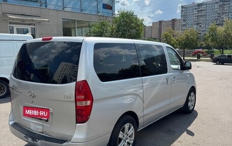 Hyundai H-1 II рестайлинг, 2008 год, 1 350 000 рублей, 4 фотография