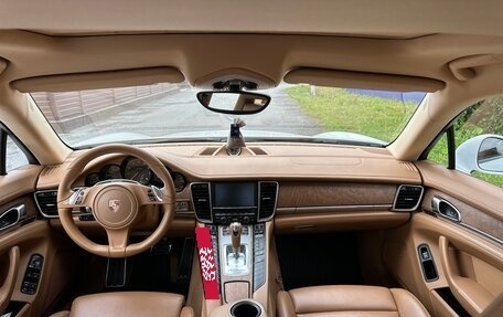 Porsche Panamera II рестайлинг, 2013 год, 2 740 000 рублей, 16 фотография