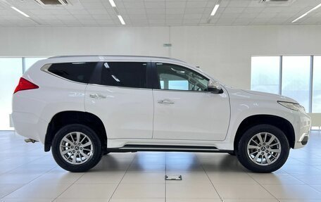 Mitsubishi Pajero IV, 2019 год, 3 250 000 рублей, 6 фотография
