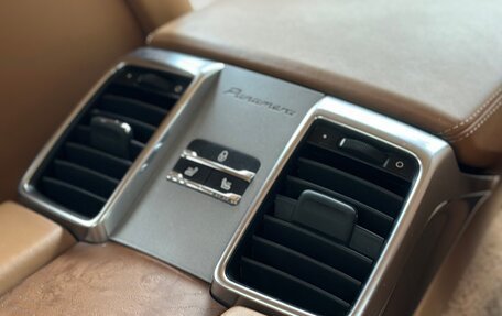 Porsche Panamera II рестайлинг, 2013 год, 2 740 000 рублей, 26 фотография