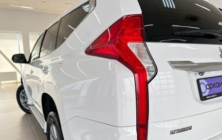 Mitsubishi Pajero IV, 2019 год, 3 250 000 рублей, 10 фотография
