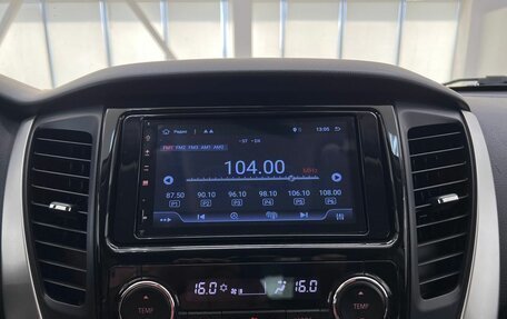 Mitsubishi Pajero IV, 2019 год, 3 250 000 рублей, 23 фотография