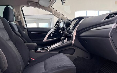 Mitsubishi Pajero IV, 2019 год, 3 250 000 рублей, 19 фотография