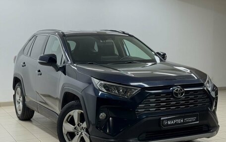 Toyota RAV4, 2019 год, 2 675 000 рублей, 3 фотография
