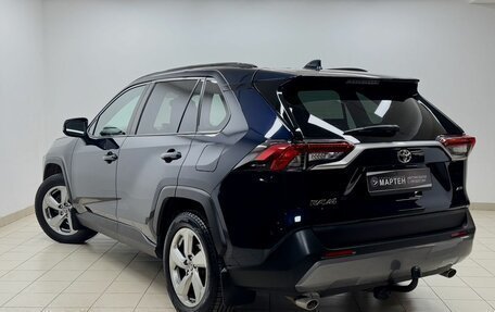 Toyota RAV4, 2019 год, 2 675 000 рублей, 4 фотография