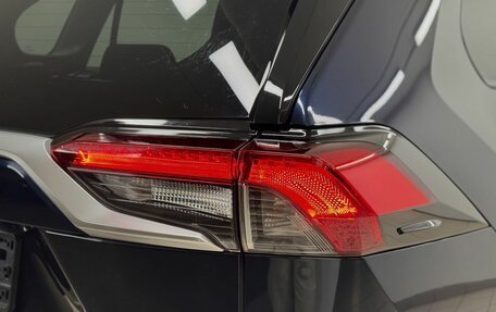 Toyota RAV4, 2019 год, 2 675 000 рублей, 10 фотография