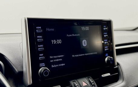 Toyota RAV4, 2019 год, 2 675 000 рублей, 14 фотография