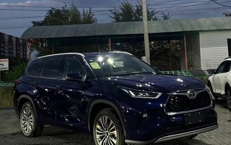 Toyota Highlander, 2026 год, 5 600 000 рублей, 1 фотография