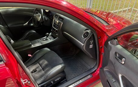 Lexus IS II рестайлинг 2, 2011 год, 1 600 000 рублей, 17 фотография