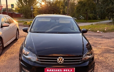 Volkswagen Polo VI (EU Market), 2016 год, 777 000 рублей, 3 фотография