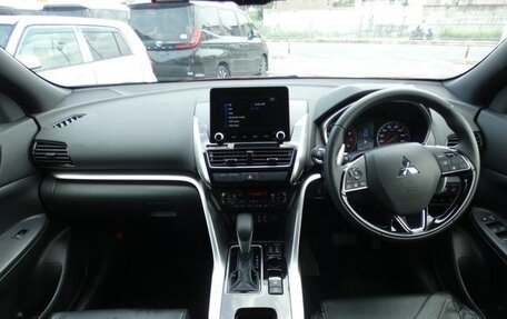 Mitsubishi Eclipse Cross, 2023 год, 2 050 000 рублей, 8 фотография