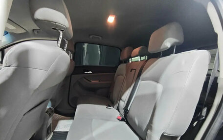 Chevrolet Orlando I, 2012 год, 995 000 рублей, 15 фотография